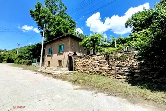 Къща в Габрово, с. Дамяново