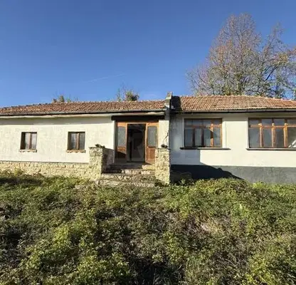 Photo 3 — House in Oblast Gabrovo, Dobromirka