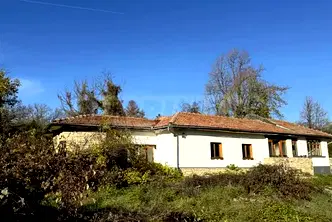 Къща в Габрово, с. Добромирка