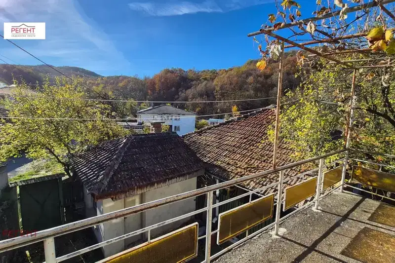House in Oblast Gabrovo, с. Жълтеш