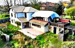 Къща в Габрово, с. Караиванца