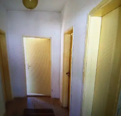 Снимка 3 — Двуетажна къща с гараж в гр. Ивайловград, област Хасково