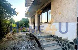 Къща в Кюстендил, с. Крайници
