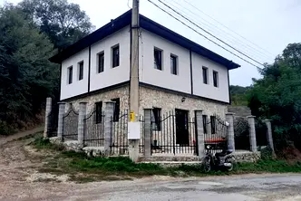 Къща в Кюстендил, с. Скрино