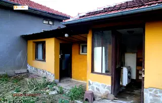Къща в Ловеч, с. Бели Осъм