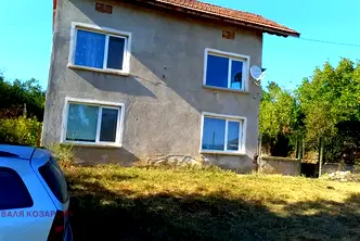 Къща в Ловеч, с. Орешене