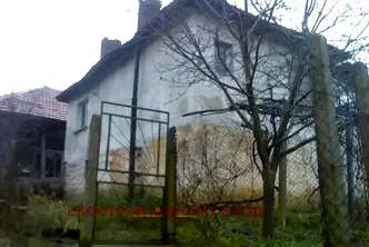 Къща в Монтана, с. Челюстница