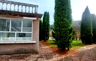 Къща в Перник, Брезник