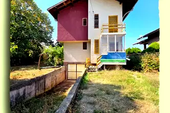 Къща в Перник, с. Ноевци