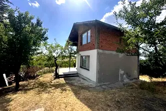 Къща в Перник, с. Радуй