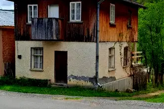 Къща в Перник, с. Стайчовци