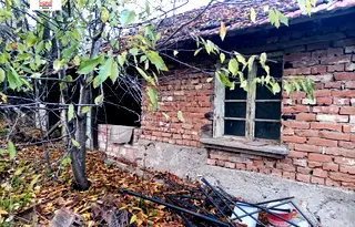 Къща в Плевен, с. Пелишат