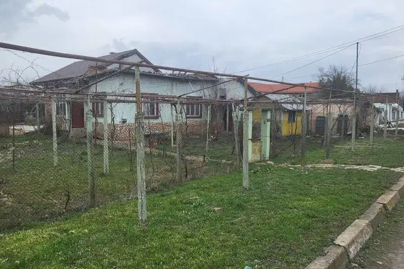 House in Oblast Pleven, Yasen