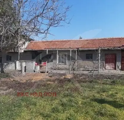 Photo 2 — House in Oblast Plovdiv, Cheshnegirovo