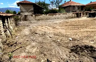 Къща в Пловдив, с. Каравелово
