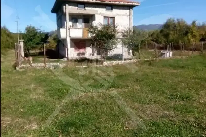 House in Oblast Plovdiv, Krystevich