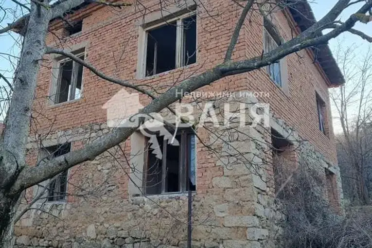 Къща в Пловдив, с. Слатина