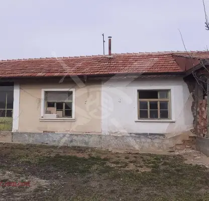 Снимка 2 — Къща с 4 стаи в с. Старосел, област Пловдив