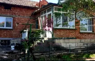 Къща в Русе, с. Батишница