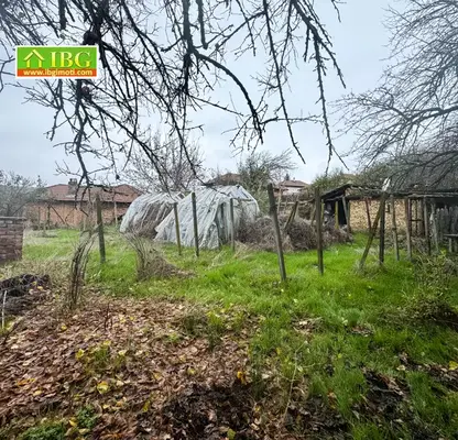 Снимка 4 — Къща в Русе, с. Червен
