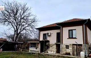 Къща в Русе, с. Червена вода
