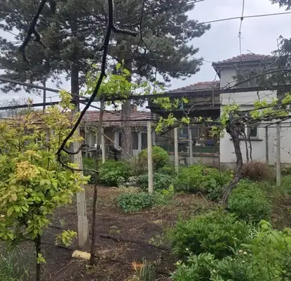 Photo 2 — House in Oblast Shumen, Dibich