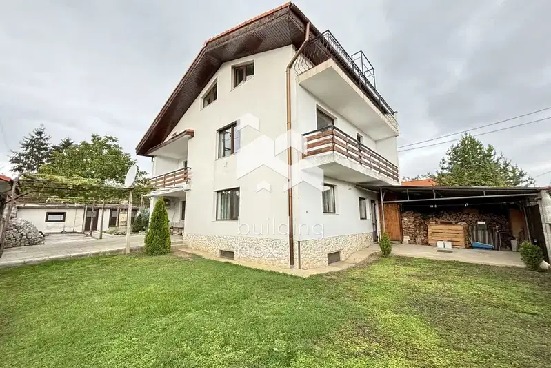 House in Oblast Shumen, Ivanski