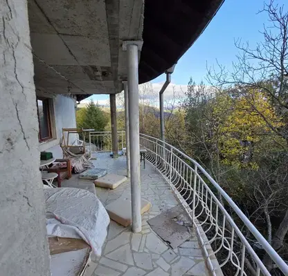 Photo 4 — House in област София, Svoge