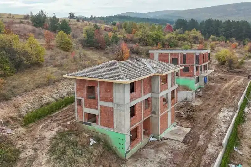 House in област София, Novi Han