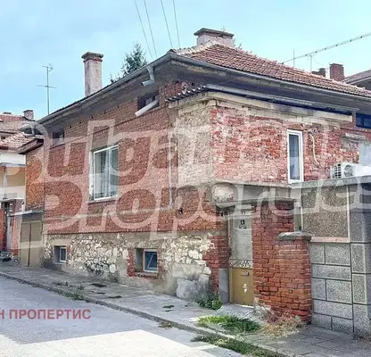Снимка 2 — Къща в Стара Загора, Чирпан