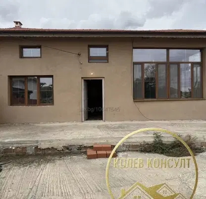 Снимка 3 — Къща в Стара Загора, с. Свобода