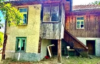 Къща в Търговище, с. Черни бряг