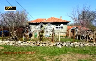 Къща във Варна, с. Аврен