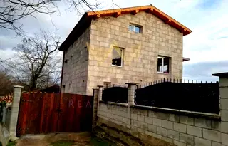 Къща във Варна, с. Близнаци