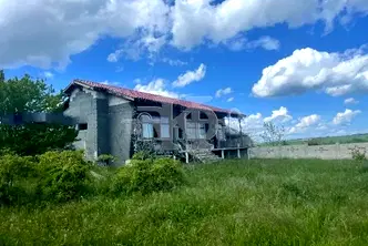 Къща във Варна, с. Болярци