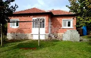 Къща във Варна, с. Бърдарево