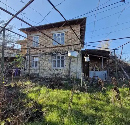Снимка 3 — Къща във Варна, с. Николаевка