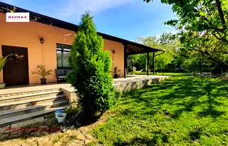 Къща във Варна, с. Средно село