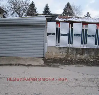Photo 3 — House in Oblast Veliko Tyrnovo, Gorna Oryahovica