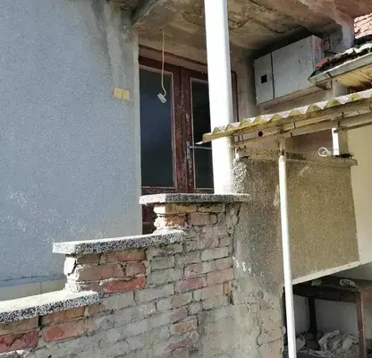 Снимка 5 — Къща във Велико Търново, с. Добри дял
