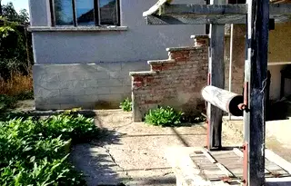 Къща във Велико Търново, с. Добри дял
