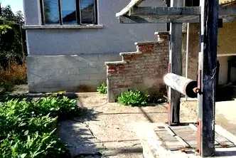 Къща във Велико Търново, с. Добри дял