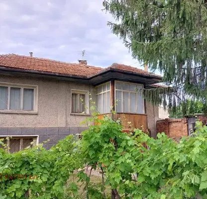 Снимка 2 — Къща във Велико Търново, с. Драганово