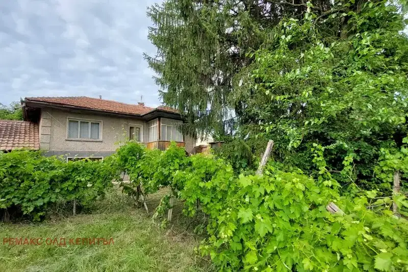Къща във Велико Търново, с. Драганово