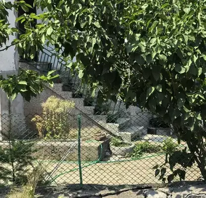 Снимка 4 — Къща с 2 спални в с. Згориград, област Враца с двор