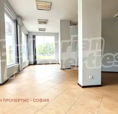 Photo 2 — Shop in Студентски
