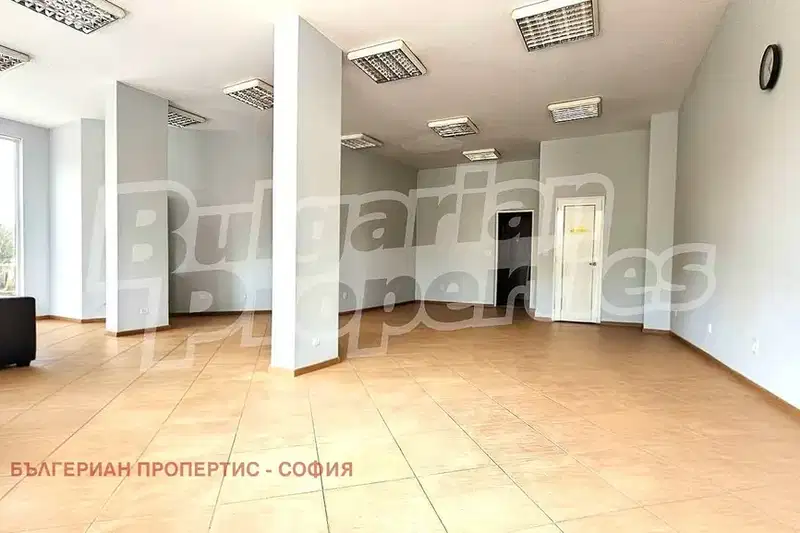 Магазин в Студентски