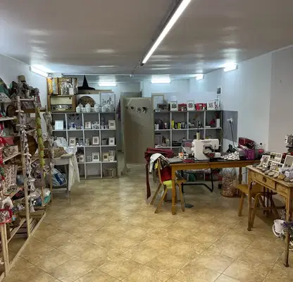 Снимка 4 — Магазин в София, Белите брези