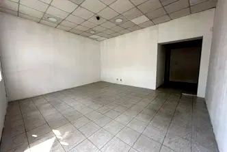 Магазин в Шумен, Болницата