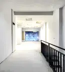 Магазин в София, Център
